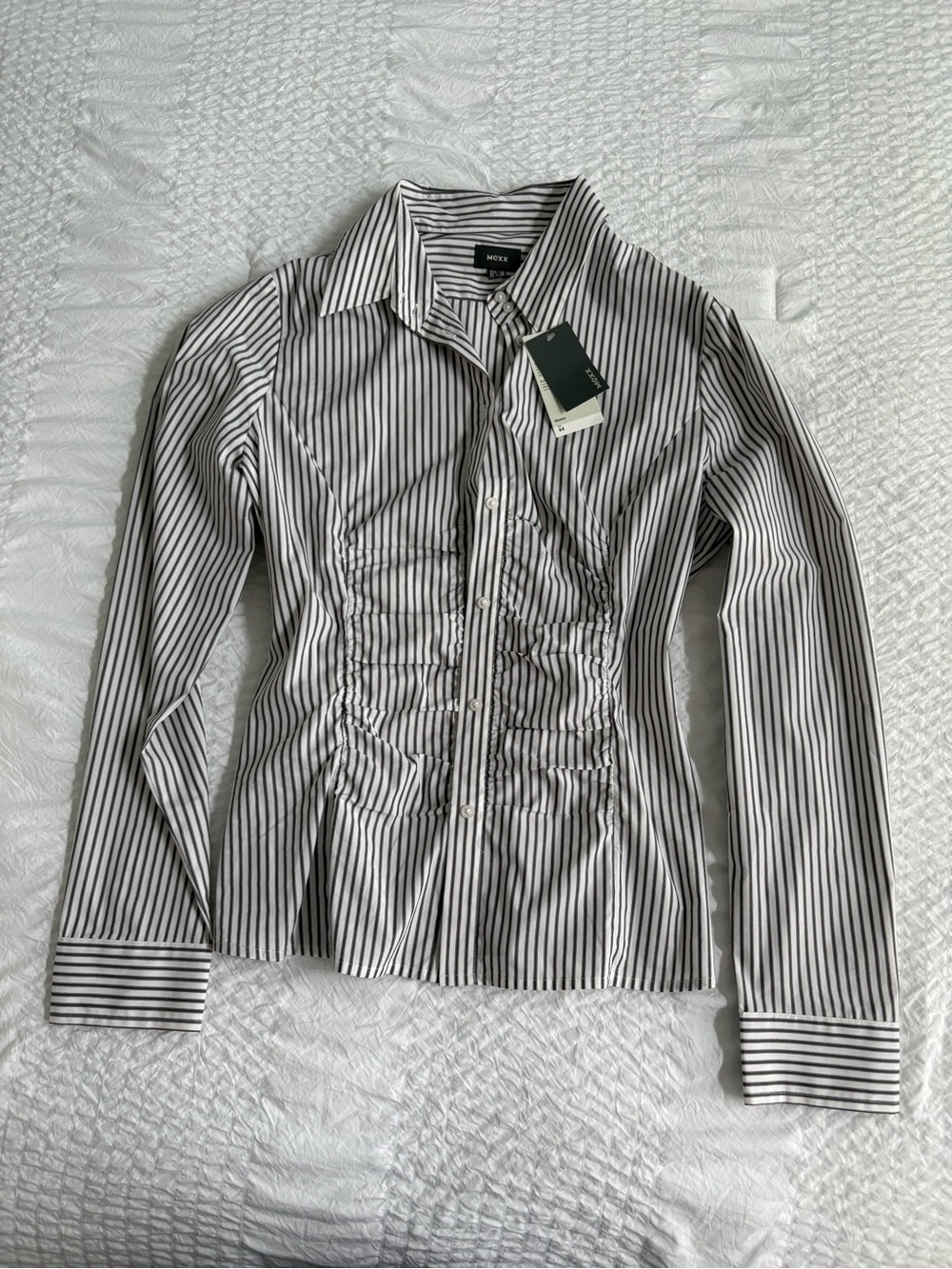 Office Siren/Y2K Striped Button-Down Long Sleeve Shirt